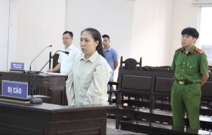 Thủ đoạn lừa đảo của nữ quái ở TP HCM khiến nhiều người hoang mang - Ảnh 1.