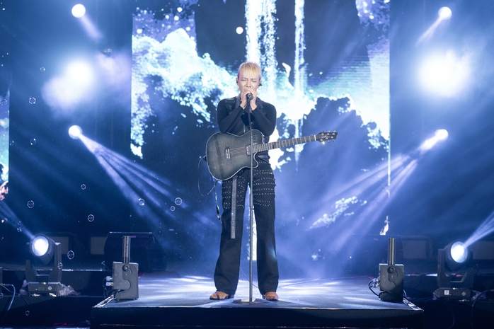 "Cháy" hết mình cùng thần tượng   - Ảnh 5. "Cháy" hết mình cùng thần tượng   - Ảnh 5.