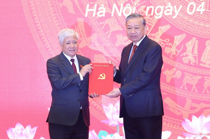 Ông Đỗ Văn Chiến giữ chức Phó Bí thư Thường trực Đảng ủy Quốc hội - Ảnh 1.