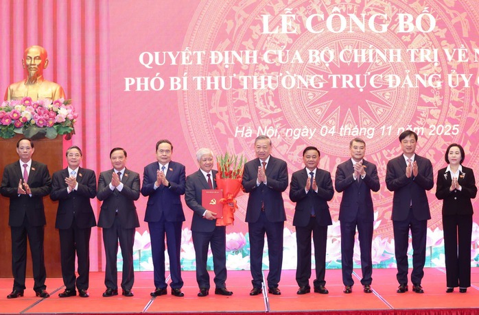 Ông Đỗ Văn Chiến giữ chức Phó Bí thư Thường trực Đảng ủy Quốc hội - Ảnh 2.