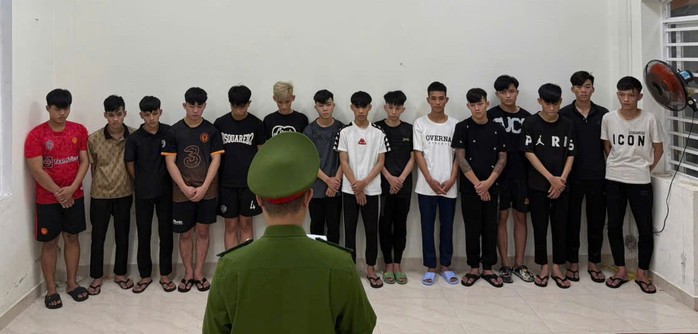 Thanh thiếu niên Đà Nẵng bị khởi tố vì gây rối trật tự công cộng sau trận bi - da - Ảnh 1. Thanh thiếu niên Đà Nẵng bị khởi tố vì gây rối trật tự công cộng sau trận bi - da - Ảnh 1.