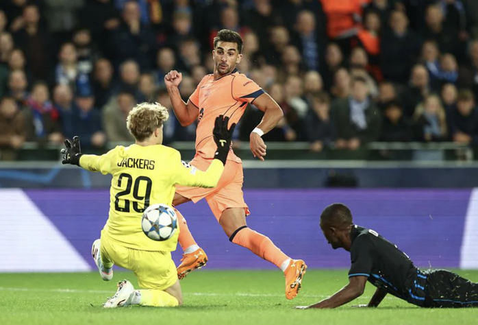Champions League: Barcelona hòa thót tim, VAR tước chiến thắng Club Brugge - Ảnh 4.