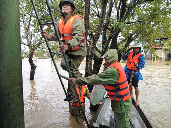 Ảnh hưởng bão số 13 - Kalmaegi, mưa lũ ở Huế sẽ như thế nào? - Ảnh 3.
