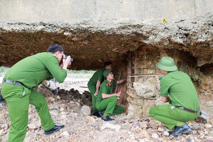  Vụ cầu Sông Lô hư hỏng, nguy cơ mất an toàn: Kiến nghị khởi tố  - Ảnh 1.