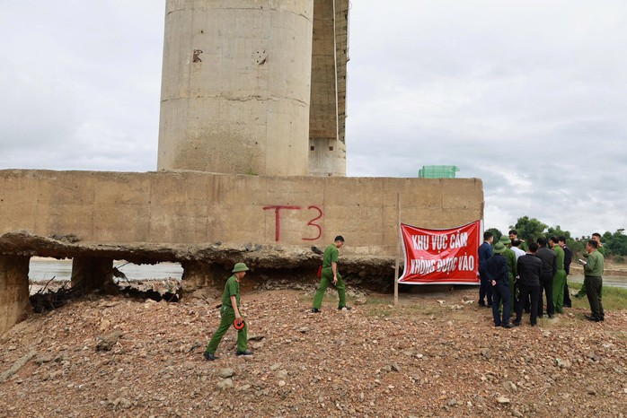 Vụ cầu Sông Lô hư hỏng, nguy cơ mất an toàn: Kiến nghị khởi tố  - Ảnh 2.