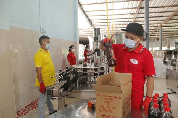 Nước mắm Phước Hải, hương vị của biển - Ảnh 4.