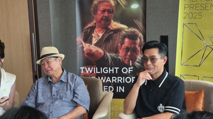 Cổ Thiên Lạc, Hồng Kim Bảo khen ngợi bánh mì và phở Việt - Ảnh 3.