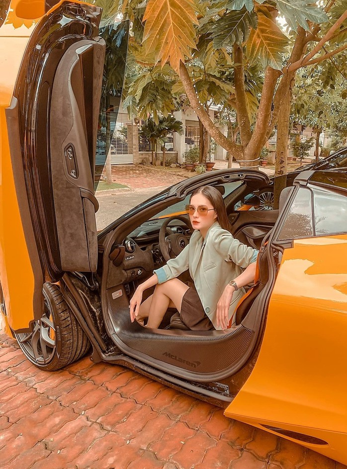 Sự giàu có của vợ chồng Đoàn Di Băng - Ảnh 5.