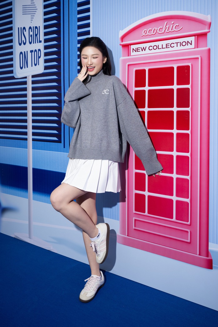 Bộ đôi Thanh Hằng- Hồ Ngọc Hà tái xuất tạo sốt - Ảnh 6. Bộ đôi Thanh Hằng- Hồ Ngọc Hà tái xuất tạo sốt - Ảnh 5.