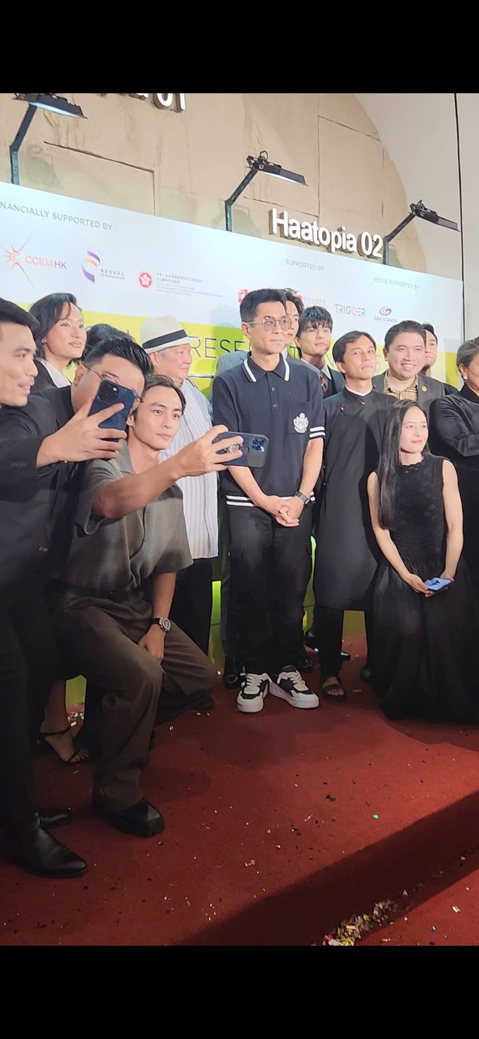 Mỹ nam "Mưa đỏ" phát sốt vì "Dương Quá" Cổ Thiên Lạc, Hồng Kim Bảo - Ảnh 7.