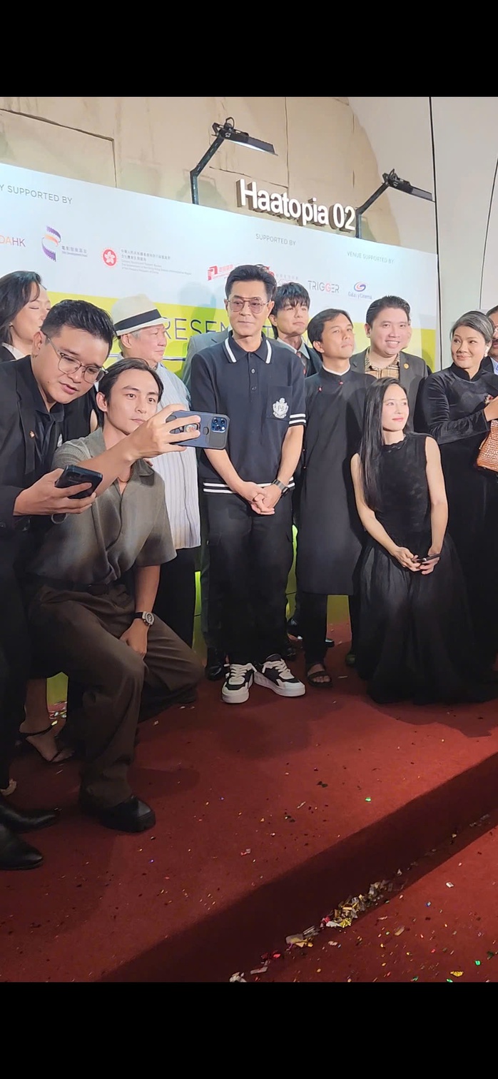 Mỹ nam "Mưa đỏ" phát sốt vì "Dương Quá" Cổ Thiên Lạc, Hồng Kim Bảo - Ảnh 6.