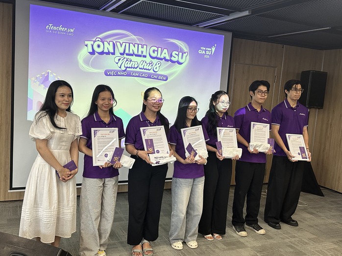 Những gia sư trẻ “gieo chữ bằng tâm” - Ảnh 2.