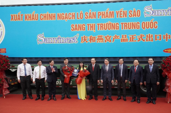 Kỷ niệm 35 năm thành lập Yến sào Khánh Hòa: Vững bước vươn xa - Ảnh 2.