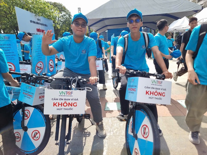 Ở Việt Nam khoảng 40.000 ca tử vong/năm liên quan đến thuốc lá - Ảnh 2.