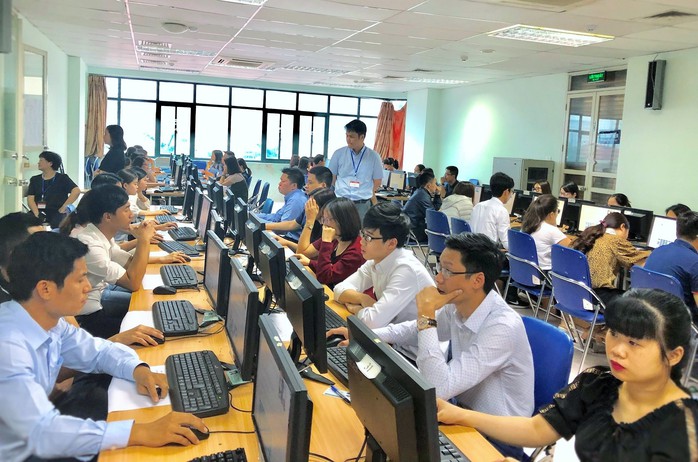 Nhiều cơ quan nhà nước mở tuyển dụng lớn cuối năm 2025 - Ảnh 1.