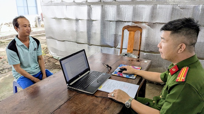 Tạm giữ Nguyễn Văn Phúc hiếp dâm 2 bé gái ở An Giang - Ảnh 2.