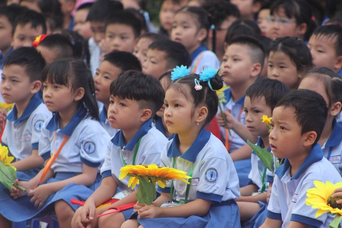 Vinh danh học sinh tiêu biểu ở TP HCM: Trường học hạnh phúc bắt đầu từ những niềm vui nhỏ - Ảnh 3.