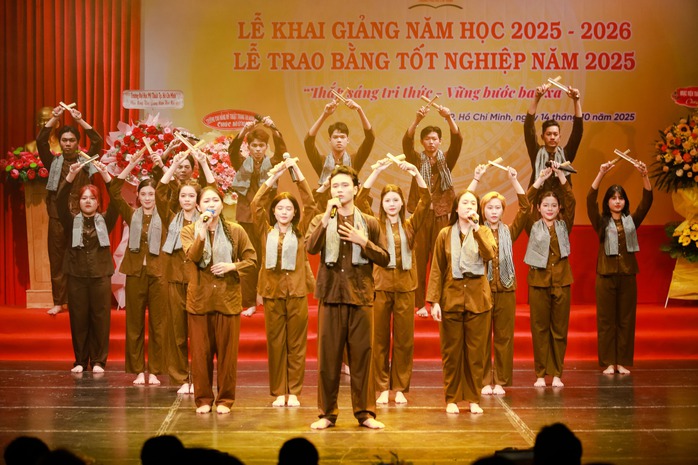Khởi động Cuộc thi "Sinh viên Thanh lịch 2025–2026" của Trường Đại học Sân khấu Điện ảnh TP HCM - Ảnh 3.