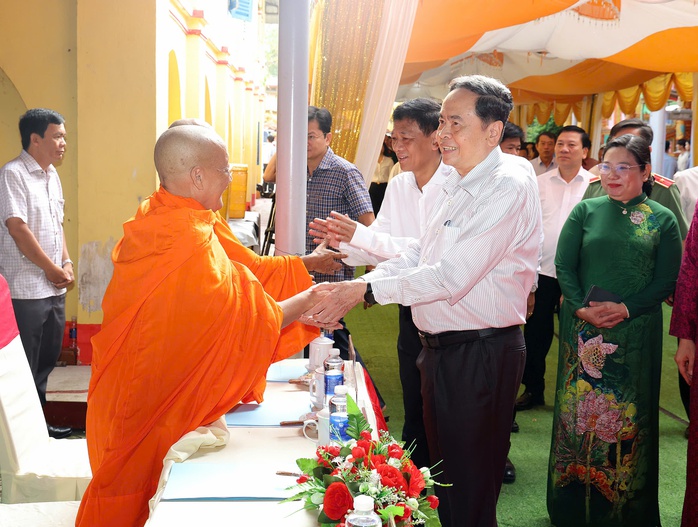 Chủ tịch Quốc hội Trần Thanh Mẫn: Ấp mạnh , xã mạnh thì thành phố mới mạnh - Ảnh 3.