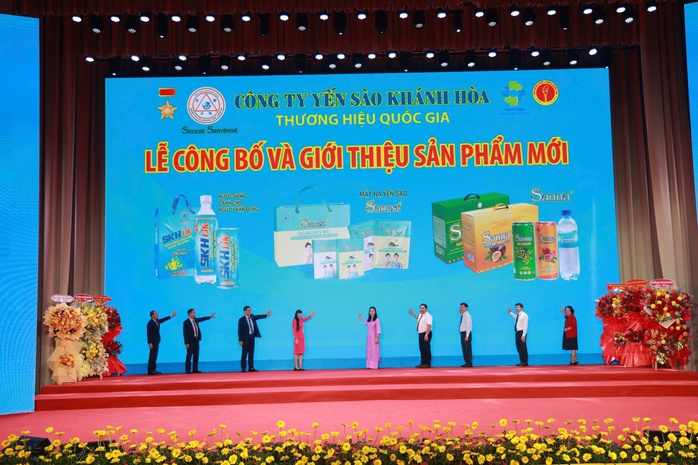 Yến sào Khánh Hòa ra mắt sản phẩm mới, tri ân khách hàng toàn quốc - Ảnh 1.