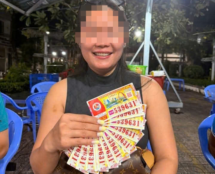 Xổ số miền Nam: Độc đắc nổ 3 lần tại Tây Ninh , Vĩnh Long , Đồng Tháp , Lâm Đồng - Ảnh 1. Xổ số miền Nam: Độc đắc nổ 3 lần tại Tây Ninh , Vĩnh Long , Đồng Tháp , Lâm Đồng - Ảnh 1.