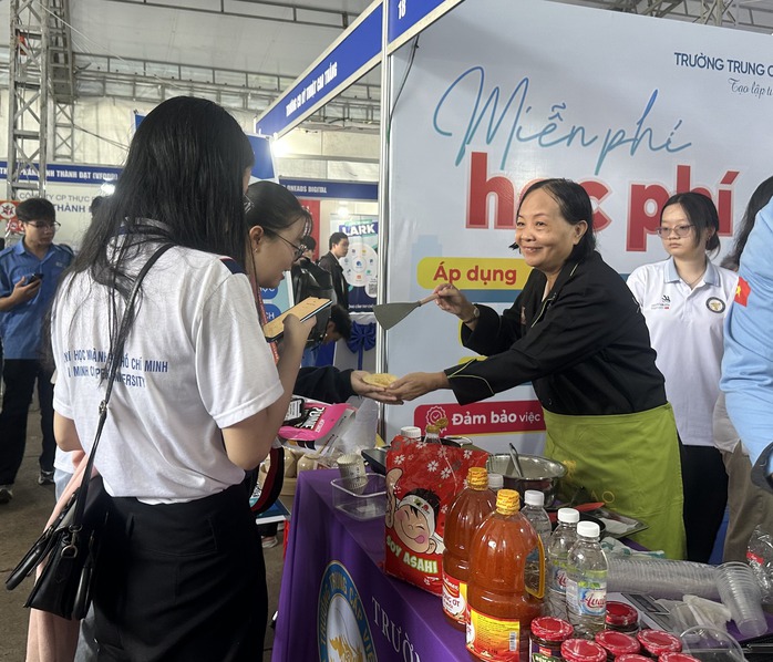 Những gian hàng độc đáo tại Job Link 2025 - Ảnh 1.