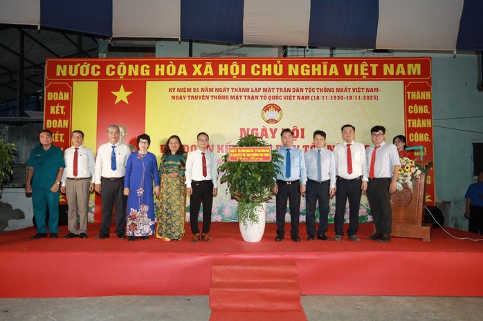 TP HCM: Ngày hội Đại đoàn kết dân tộc lan tỏa tinh thần gắn kết cộng đồng - Ảnh 1.