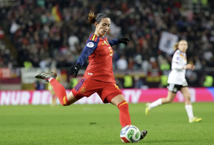 Cú sốc cho đương kim Quả bóng vàng Aitana Bonmati - Ảnh 1.