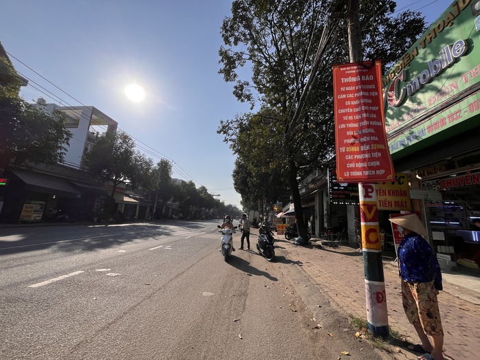 Bất ngờ hình ảnh tuyến đường xuyên tâm Biên Hòa ngày đầu cấm xe tải trên 5 tấn - Ảnh 3.