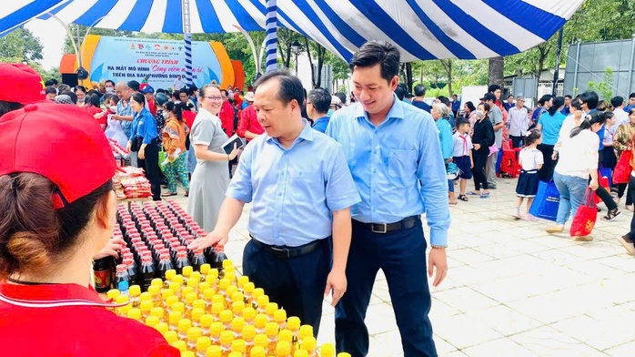 MTTQ phường Bình Dương hướng về cơ sở , thắt chặt tình đoàn kết cộng đồng - Ảnh 1.