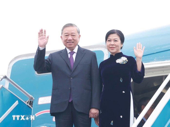 Tổng Bí thư Tô Lâm và Phu nhân lên đường thăm cấp Nhà nước tới Lào - Ảnh 1.