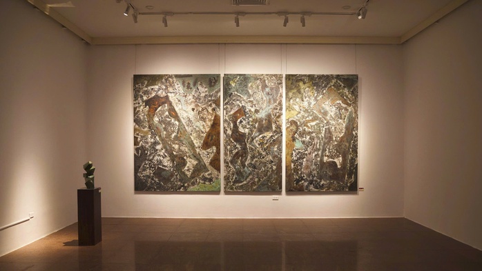 Triển lãm hội họa và điêu khắc Đinh Phong - Ảnh 2.