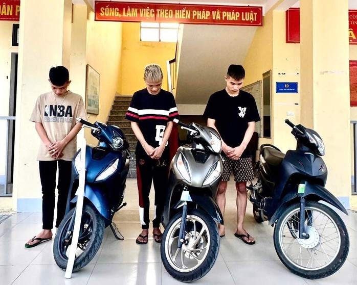 Vô cớ hành hung người khác rồi chiếm đoạt luôn xe máy của nạn nhân - Ảnh 1.