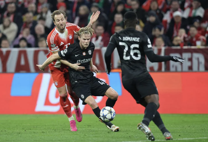 Lennart Karl lập kỷ lục Champions League, Bayern ngược dòng hạ Sporting - Ảnh 1.