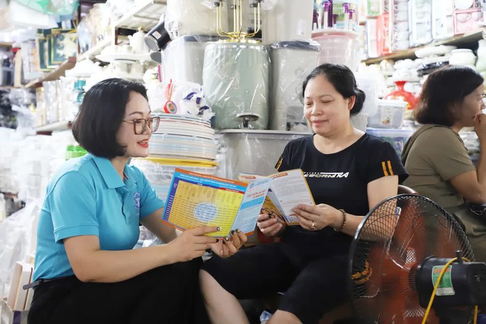 Miễn viện phí và BHYT: "Lá chắn an sinh" giúp giảm nghèo bền vững - Ảnh 3.