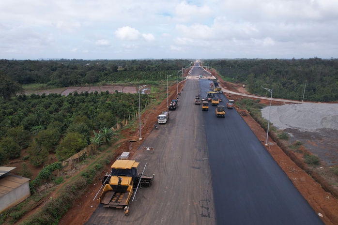 Trục kết nối chiến lược biển - rừng sắp về đích - Ảnh 1.