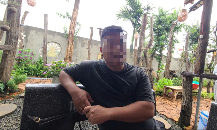 Nghi vấn cha xích nhốt con , bỏ đói Hai bé gái ở Đắk Lắk gây phẫn nộ - Ảnh 1. Nghi vấn cha xích nhốt con , bỏ đói Hai bé gái ở Đắk Lắk gây phẫn nộ - Ảnh 1.