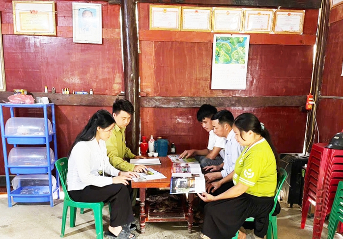 Giảm nghèo thông tin: Nhận thức đúng là chìa khóa thoát nghèo - Ảnh 1.