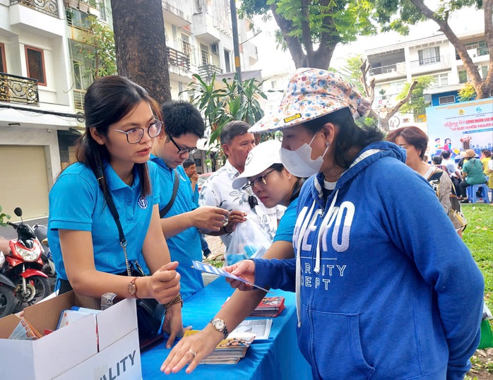 TPHCM hỗ trợ thêm mức đóng BHXH tự nguyện cho người dân - Ảnh 1.