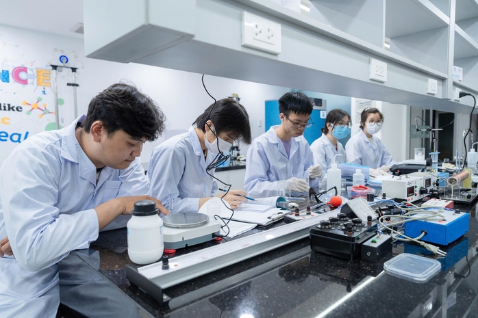 Phát triển nguồn nhân lực chất lượng cao - Ảnh 1.