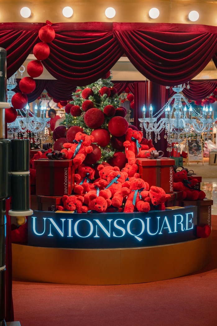 TP HCM lần đầu có làng giáng sinh - Ảnh 4.