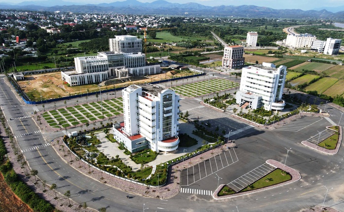 109 trụ sở dôi dư sau sáp nhập sẽ được bố trí cho giáo dục, y tế - Ảnh 1.