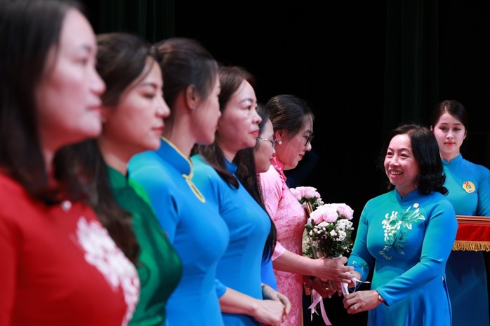 Công bố 10 sự kiện, hoạt động công đoàn tiêu biểu năm 2025 - Ảnh 7.