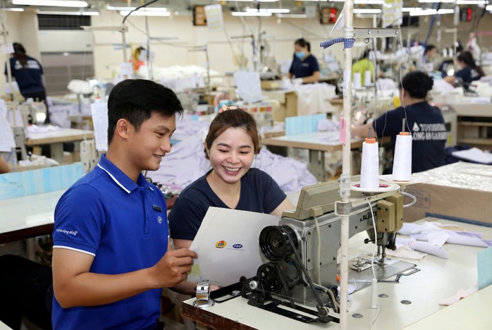 CEP - bền bỉ đồng hành với công nhân, người lao động - Ảnh 1.