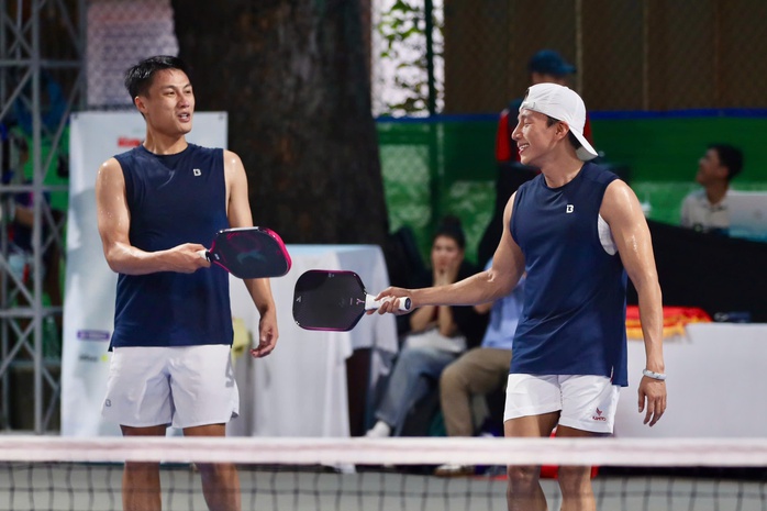 Mạc Hồng Quân vô địch đôi nam ở bảng chuyên nghiệp - Ảnh 3.