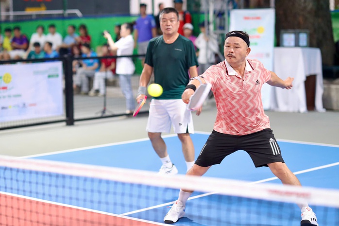 Giải Pickleball "Vòng tay yêu thương" Báo Người Lao Động 2025: Tưng bừng khai mạc - Ảnh 7.