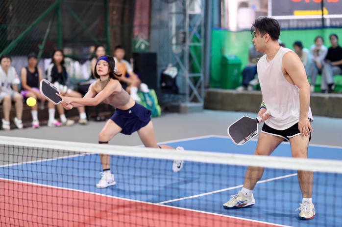 Akira Phan "chơi hết mình", Đồng Ánh Quỳnh mong "phối hợp ăn ý" - Ảnh 6.