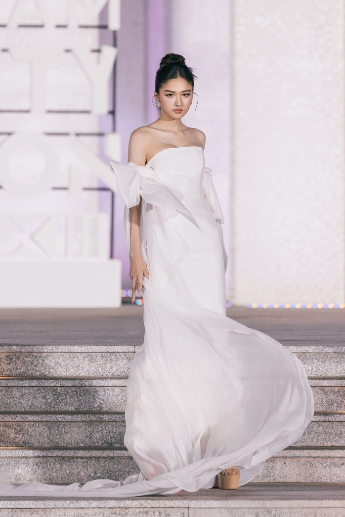 Lý do Lê Hoàng Phương được chọn làm vedette cùng Thanh Hằng, Võ Hoàng Yến - Ảnh 6.