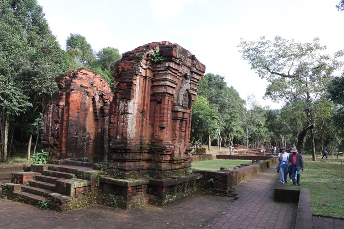 Cận cảnh “con đường thiêng” đầy bí ẩn ở Mỹ Sơn - Ảnh 15.