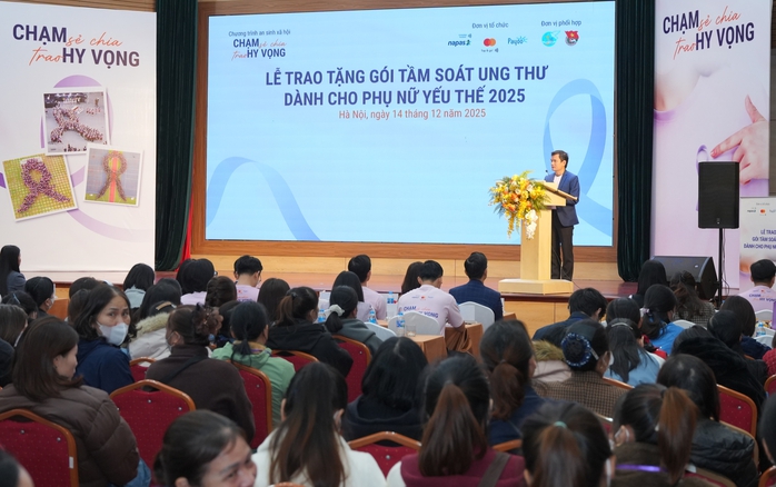 Hơn 2.000 phụ nữ yếu thế được tầm soát miễn phí 4 loại ung thư - Ảnh 1.